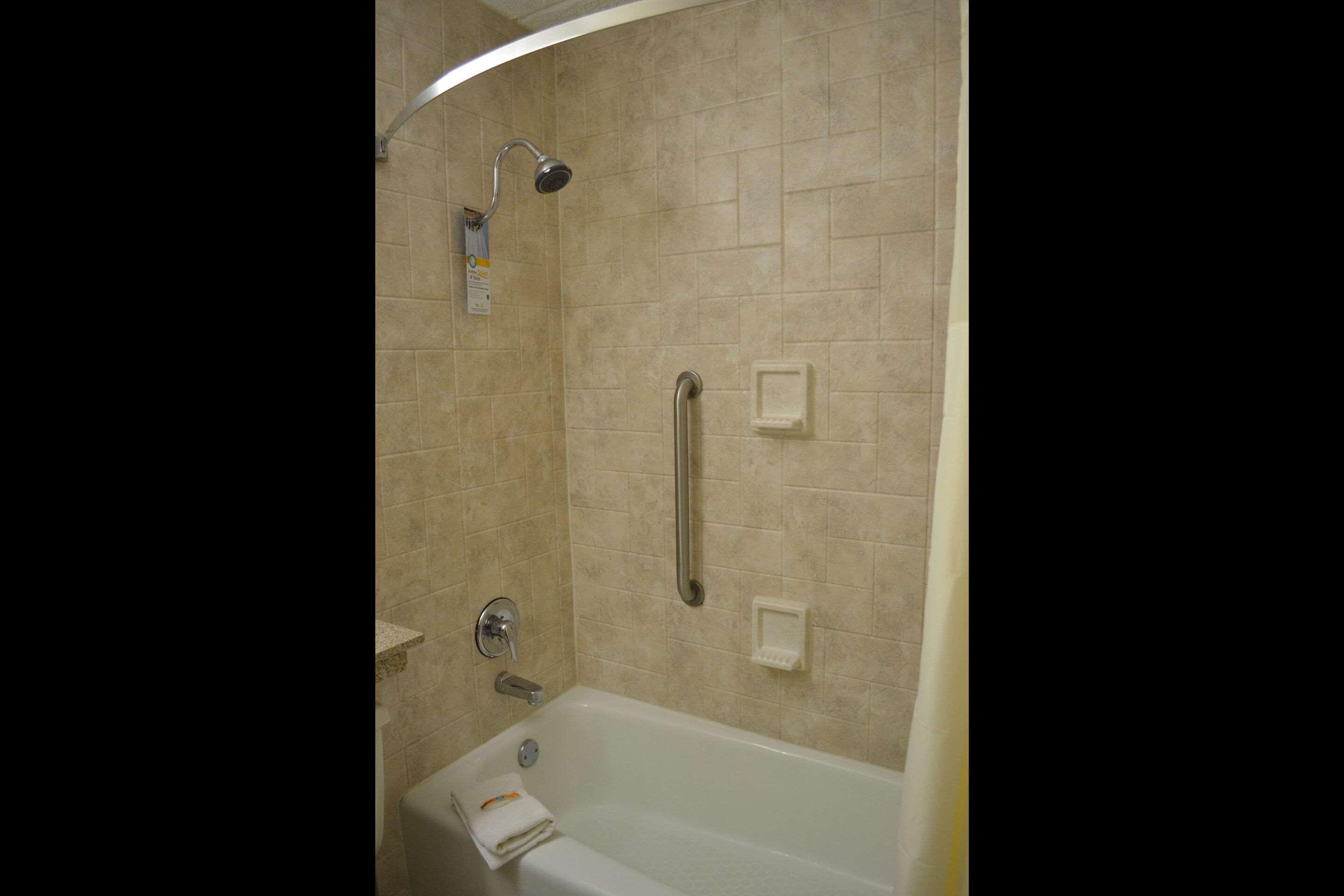 Quality Inn Beckley Exterior photo