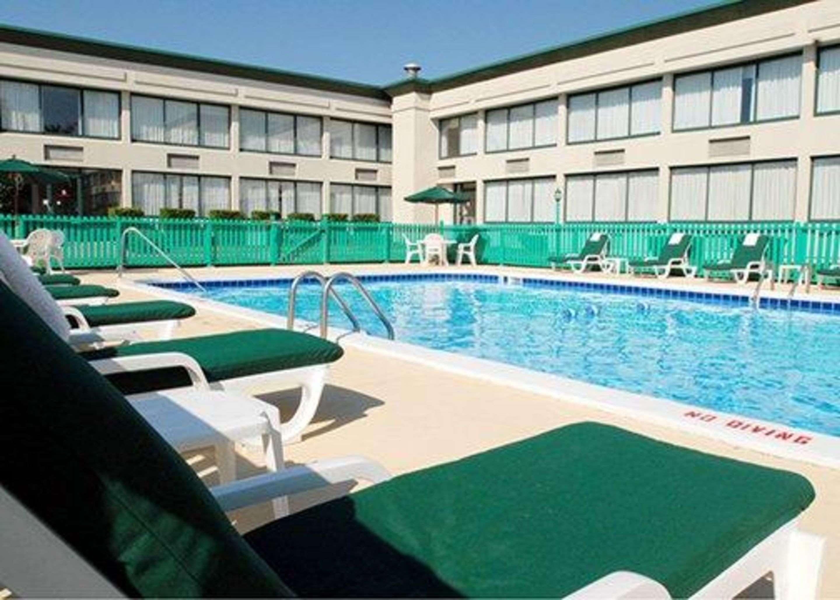 Quality Inn Beckley Exterior photo