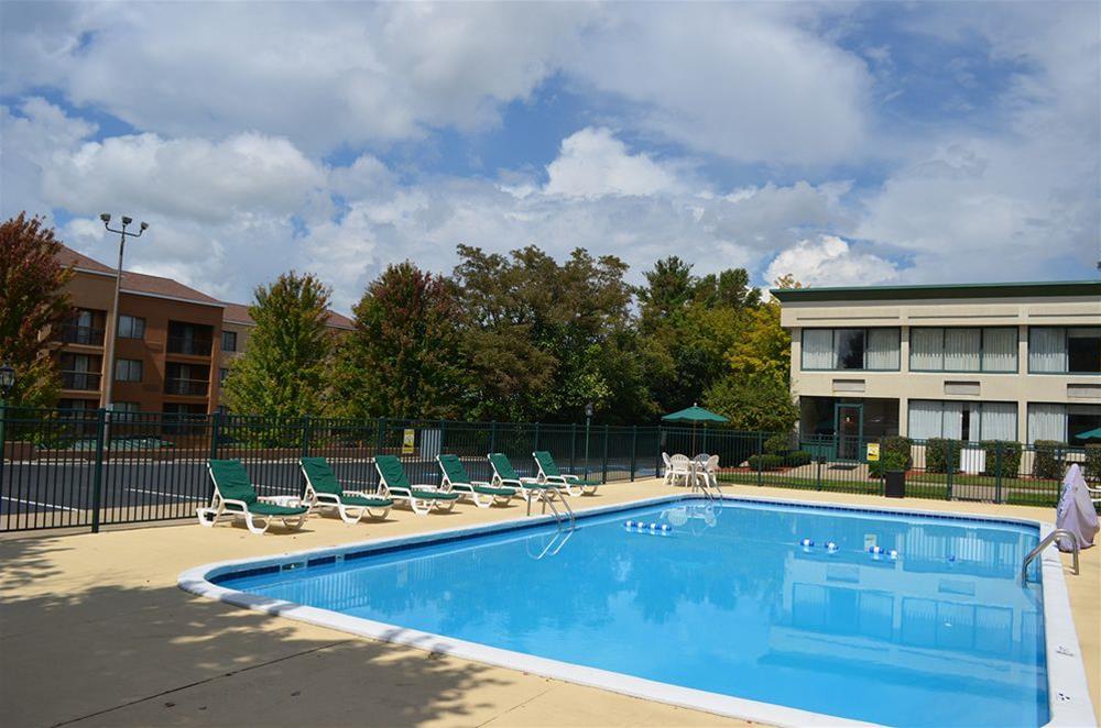 Quality Inn Beckley Exterior photo
