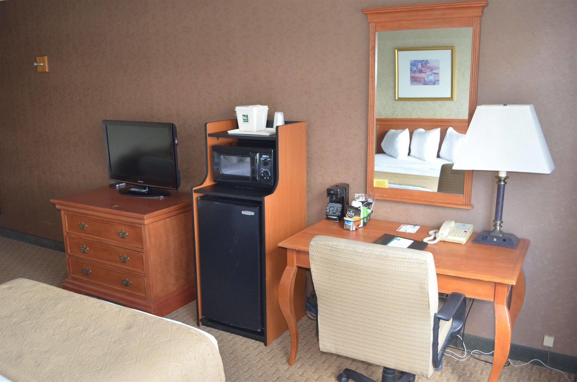 Quality Inn Beckley Exterior photo